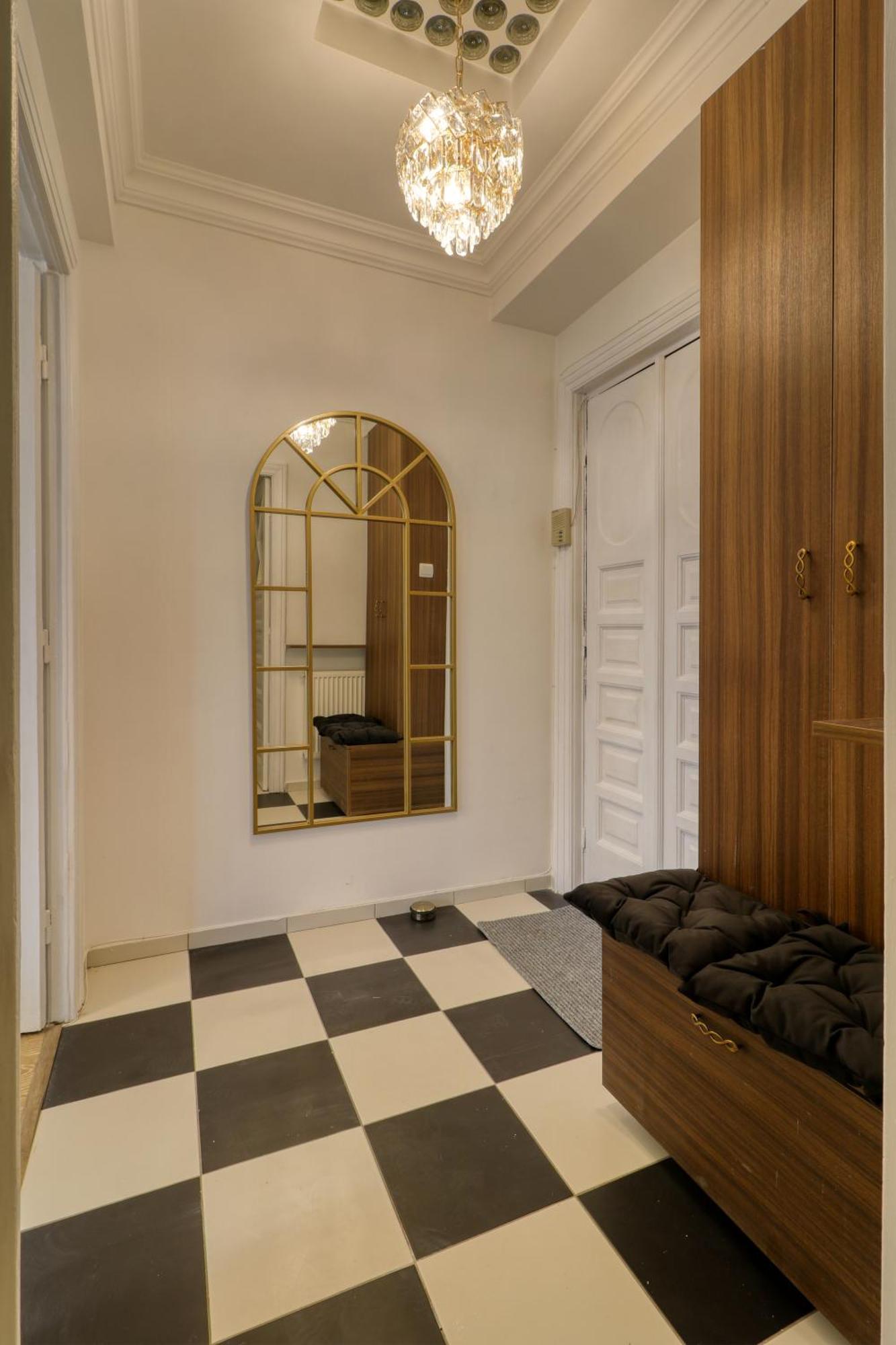 Neo-Classic Design Near Downtown Bukarest Exterior foto